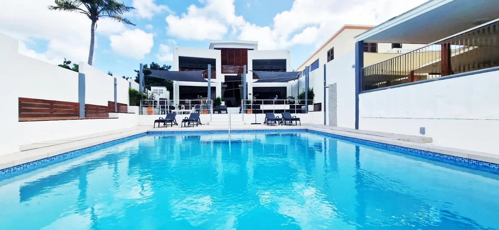 Tortuga Resort Apartment A Willemstad