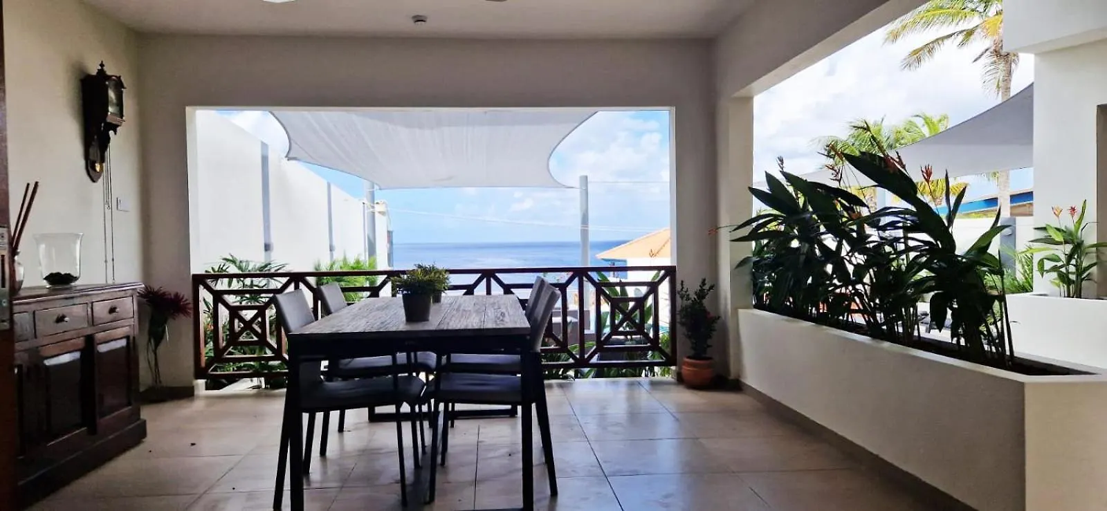 Tortuga Resort Apartment A Willemstad